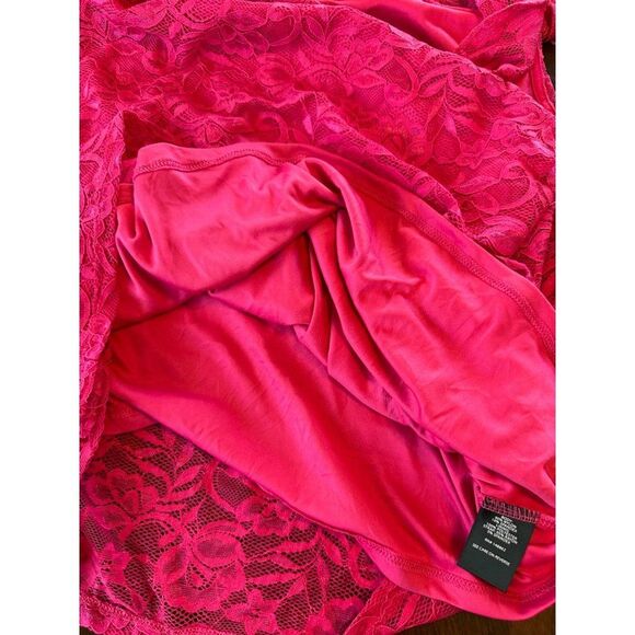 Torrid Pink Lace Halter Cold Shoulder Top Size 2X - Picture 5 of 10